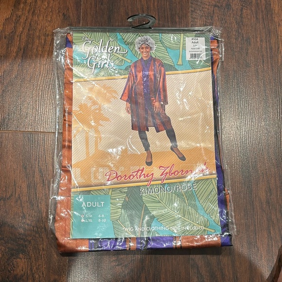 The Golden Girls Dorothy Zbornak Kimono/Robe - Picture 1 of 2